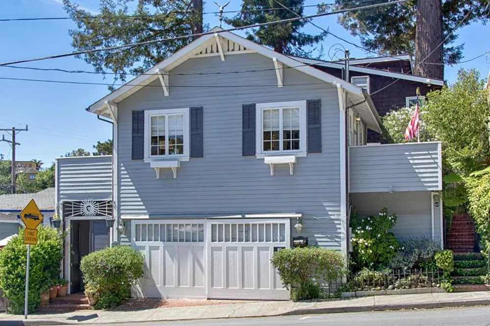 429 Capitola Avenue Capitola, CA 95010