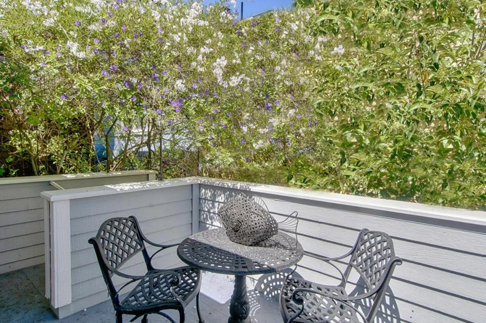 429 Capitola Avenue Capitola, CA 95010