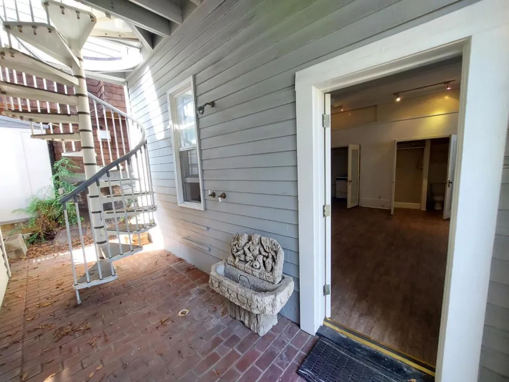 429 Capitola Avenue Capitola, CA 95010