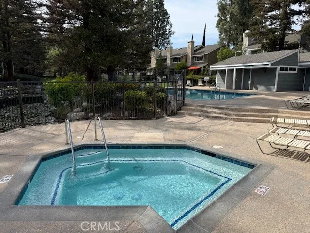 700 E Lake Drive #52 Orange, CA 92866