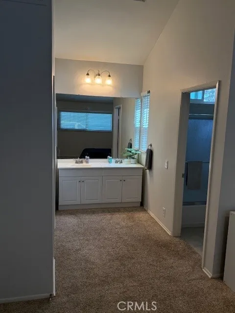 700 E Lake Drive #52 Orange, CA 92866
