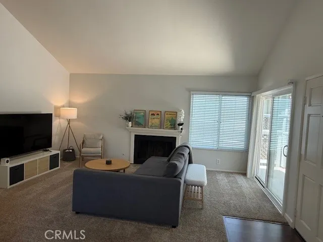 700 E Lake Drive #52 Orange, CA 92866