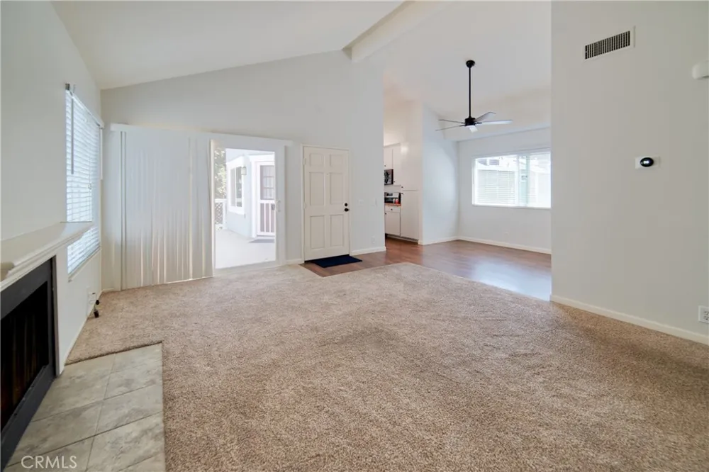 700 E Lake Drive #52 Orange, CA 92866