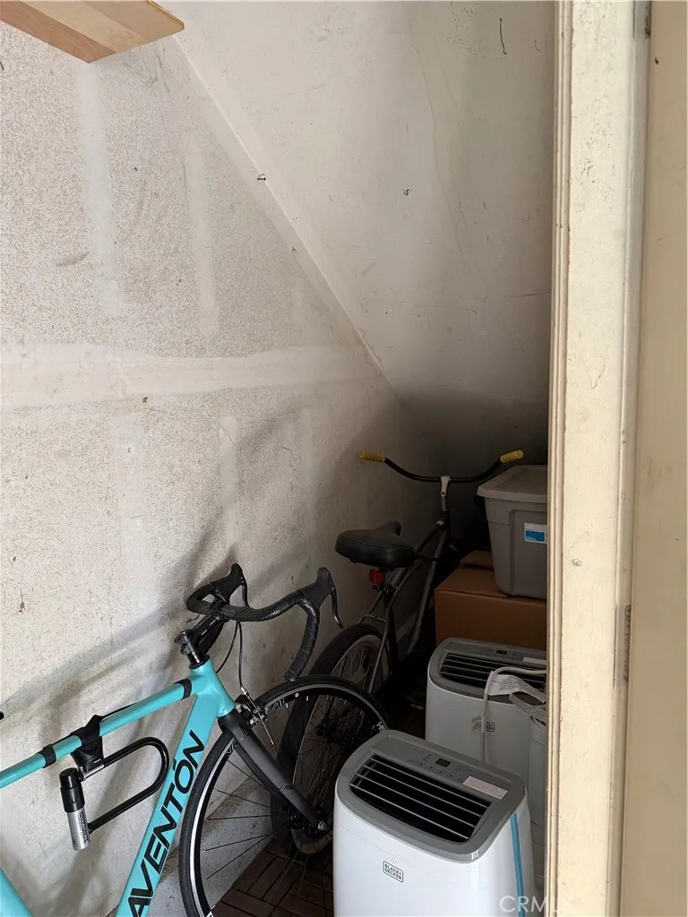 700 E Lake Drive #52 Orange, CA 92866
