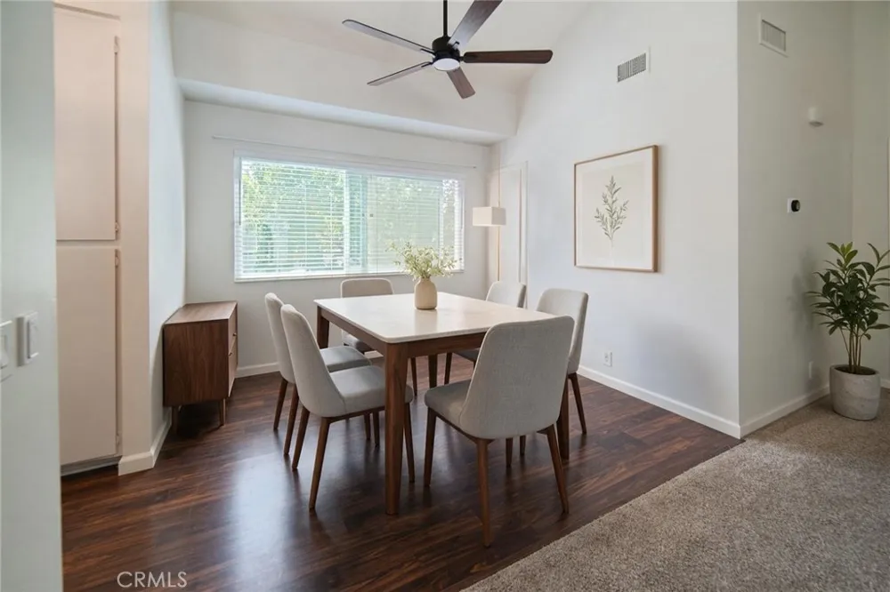 700 E Lake Drive #52 Orange, CA 92866