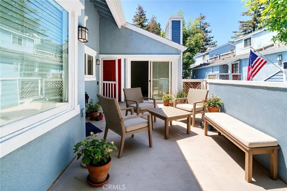 700 E Lake Drive #52 Orange, CA 92866