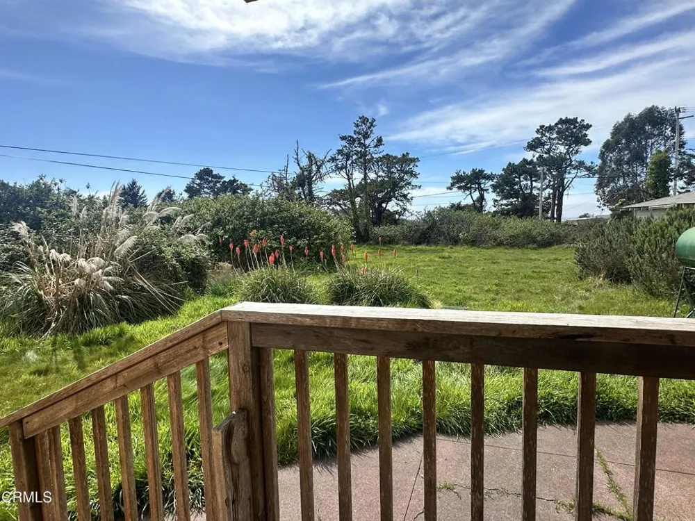18700 Highway 1 Fort Bragg, CA 95437