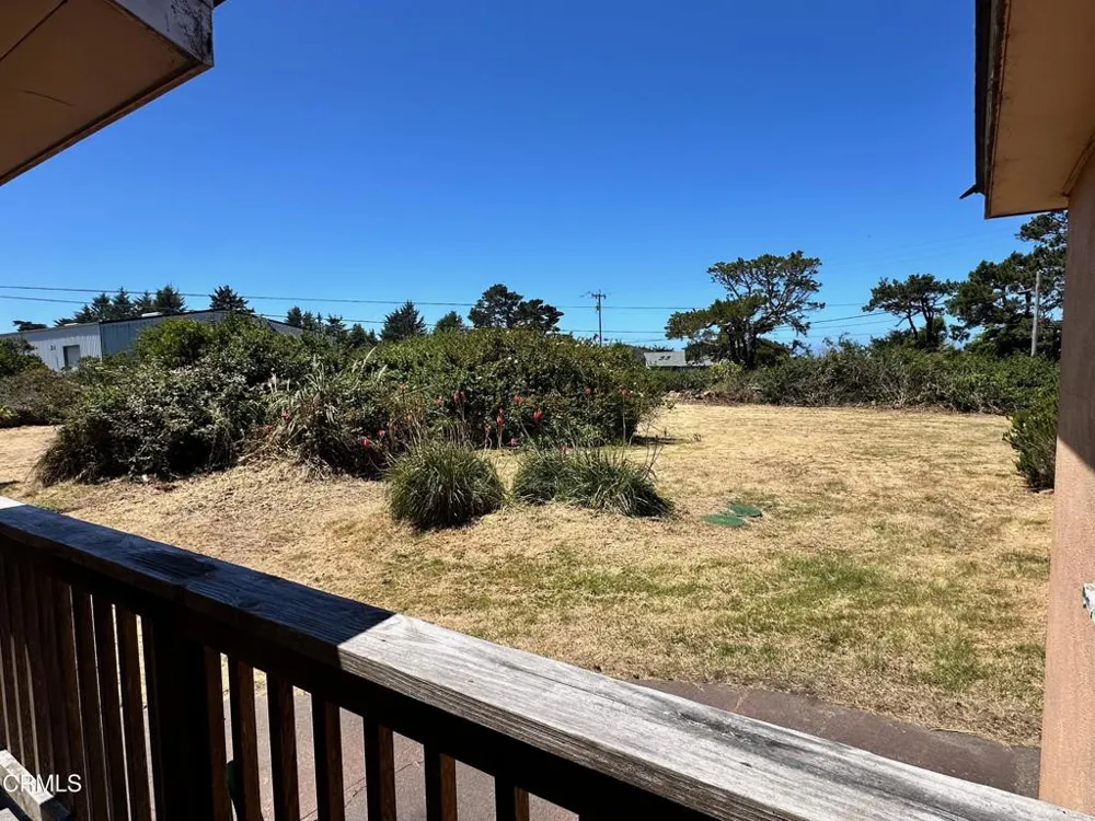 18700 Highway 1 Fort Bragg, CA 95437