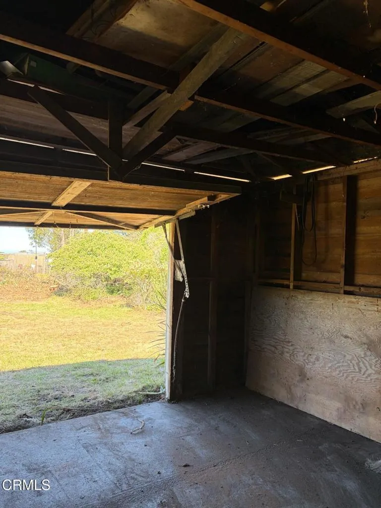 18700 Highway 1 Fort Bragg, CA 95437