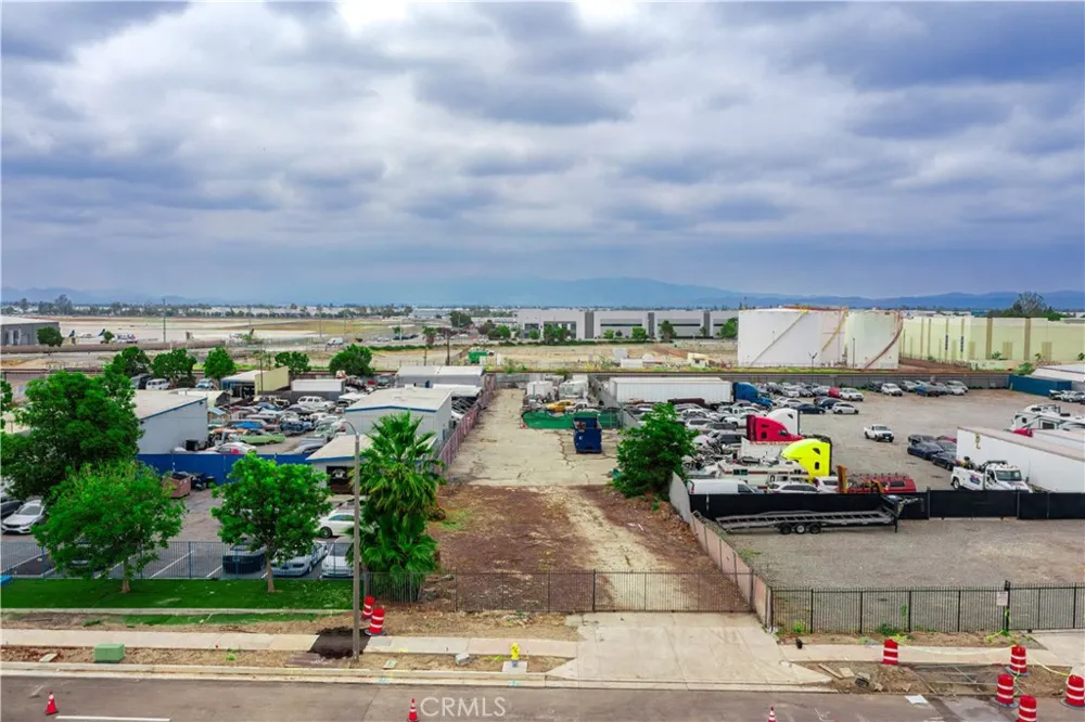1328 E Holt Boulevard Ontario, CA 91761