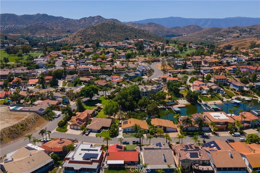 22835 Water View Drive Canyon Lake, CA 92587