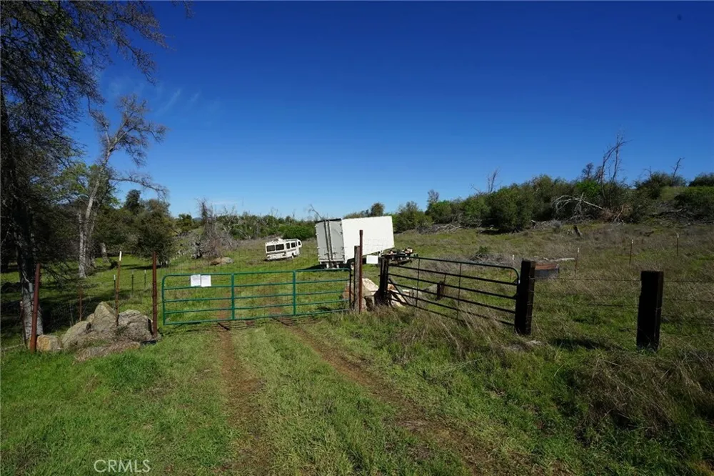 8211 Maranatha Lane Mokelumne Hill, CA 95245