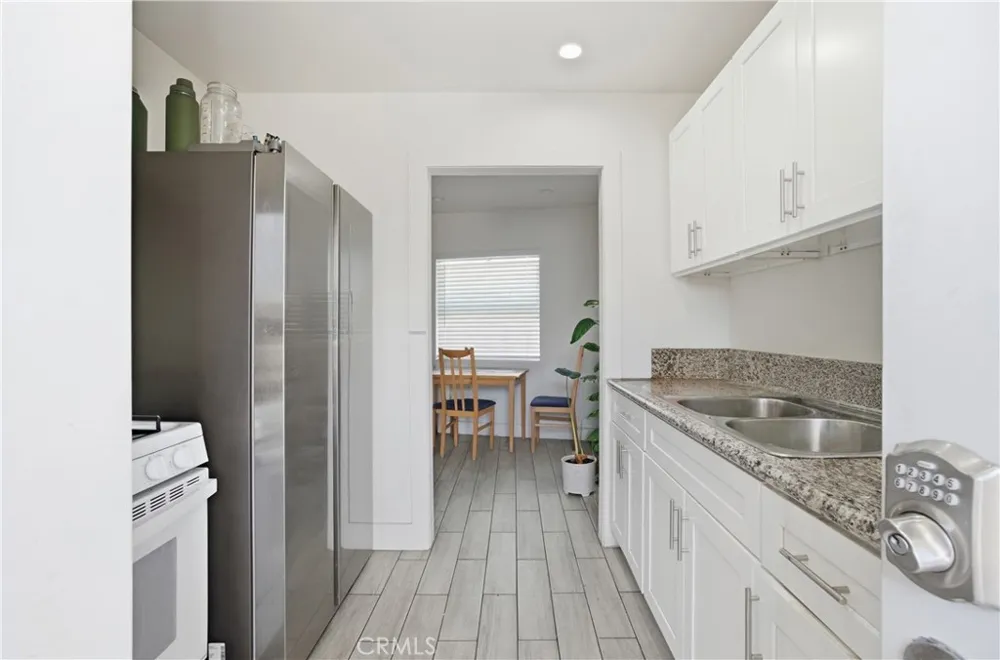 8317 Whittier Pico Rivera, CA 90660