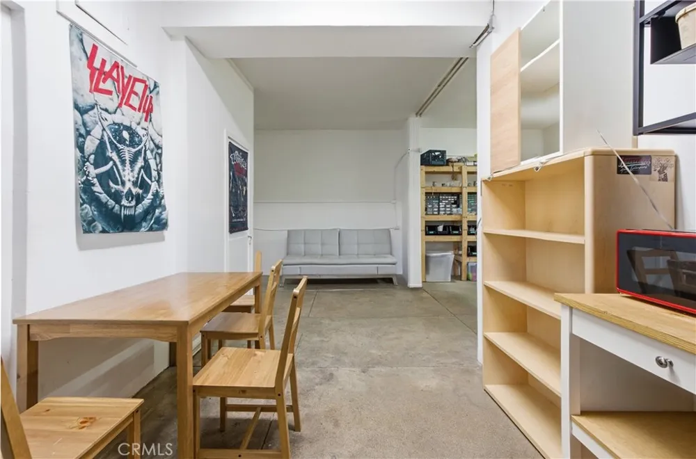 8317 Whittier Pico Rivera, CA 90660
