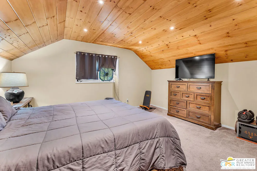 23971 Skyview Drive Idyllwild, CA 92549