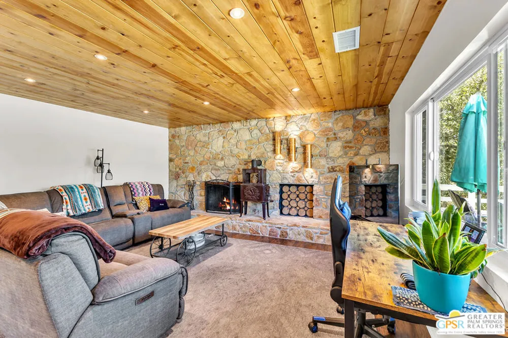 23971 Skyview Drive Idyllwild, CA 92549