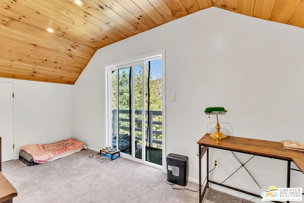 23971 Skyview Drive Idyllwild, CA 92549