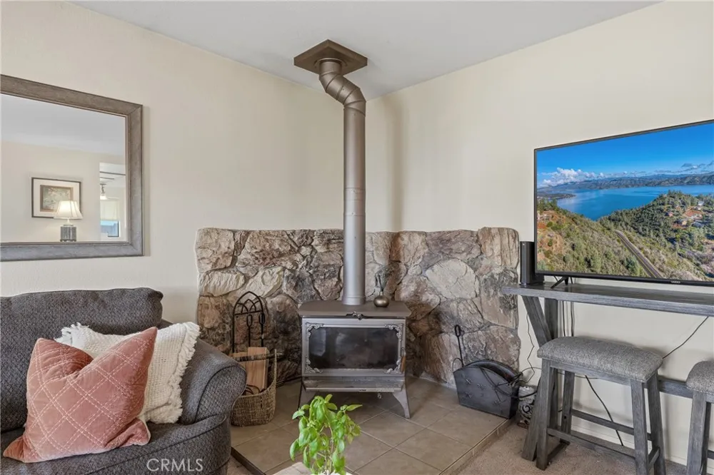 9373 Fairway Kelseyville, CA 95451