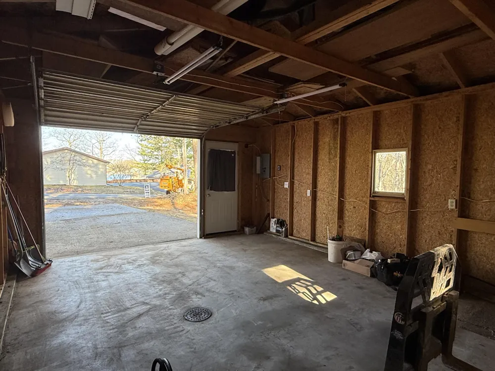 10780 Round Lake Drive Mecosta, MI 49332