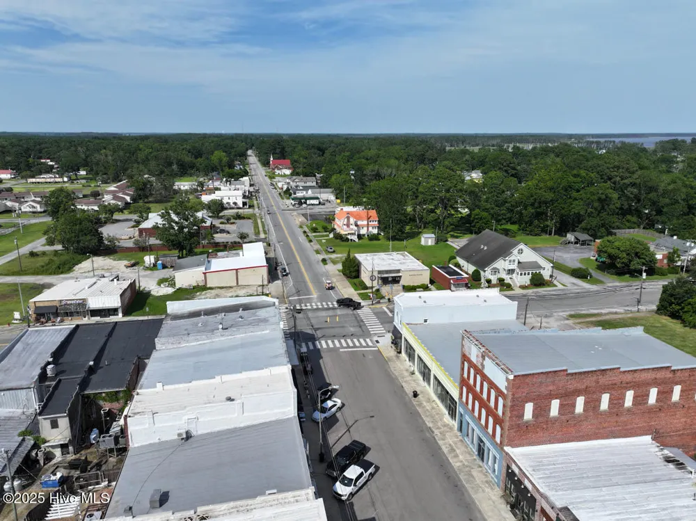 288 Pamlico Street Belhaven, NC 27810