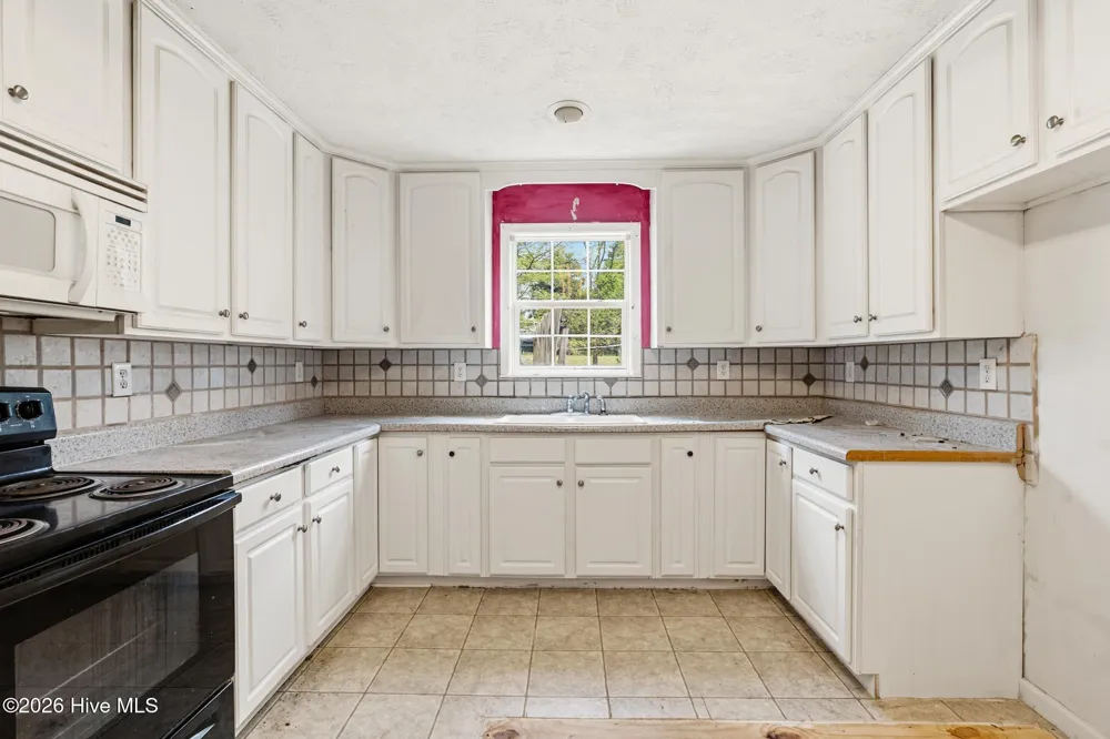 1200 Oak Avenue Hamlet, NC 28345