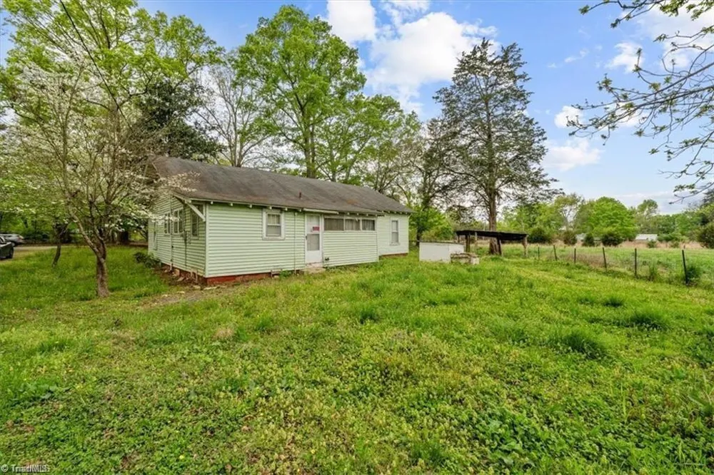 4858 Us Highway 311 Sophia, NC 27350
