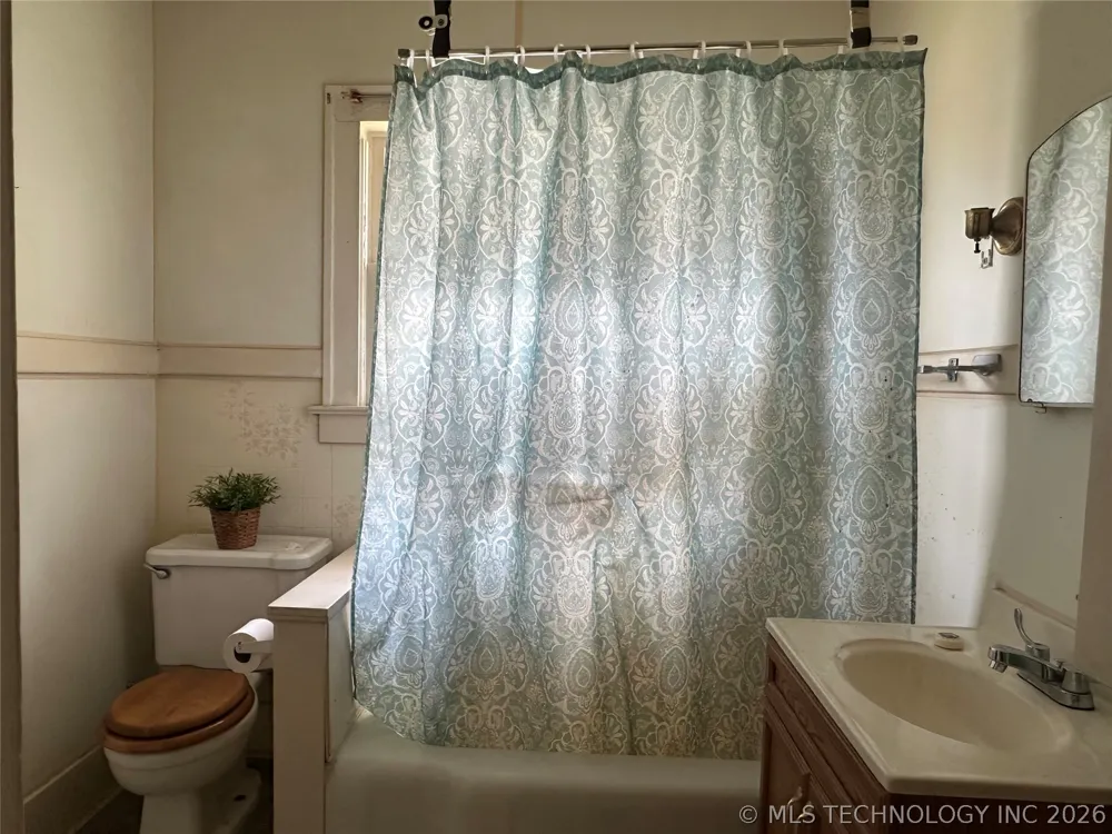 814 S Severs Street Okmulgee, OK 74447