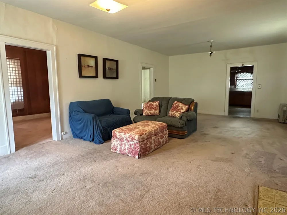 814 S Severs Street Okmulgee, OK 74447