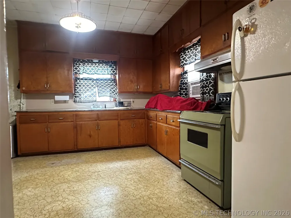 814 S Severs Street Okmulgee, OK 74447