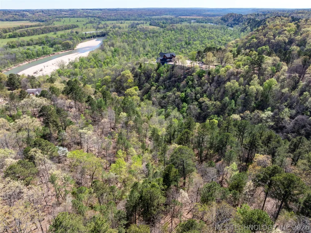 953 Pine Tree Road Kansas, OK 74347