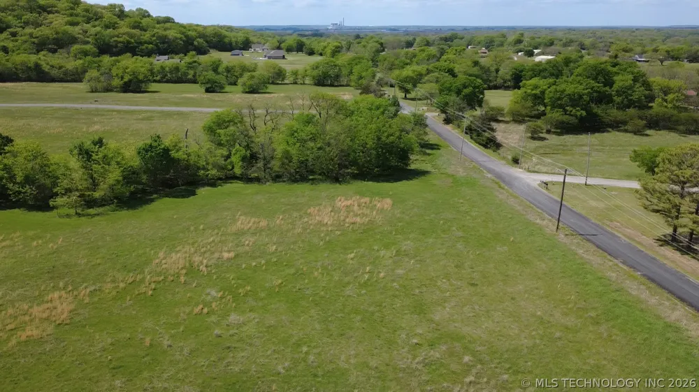 428 S Thunder Road Fort Gibson, OK 74434