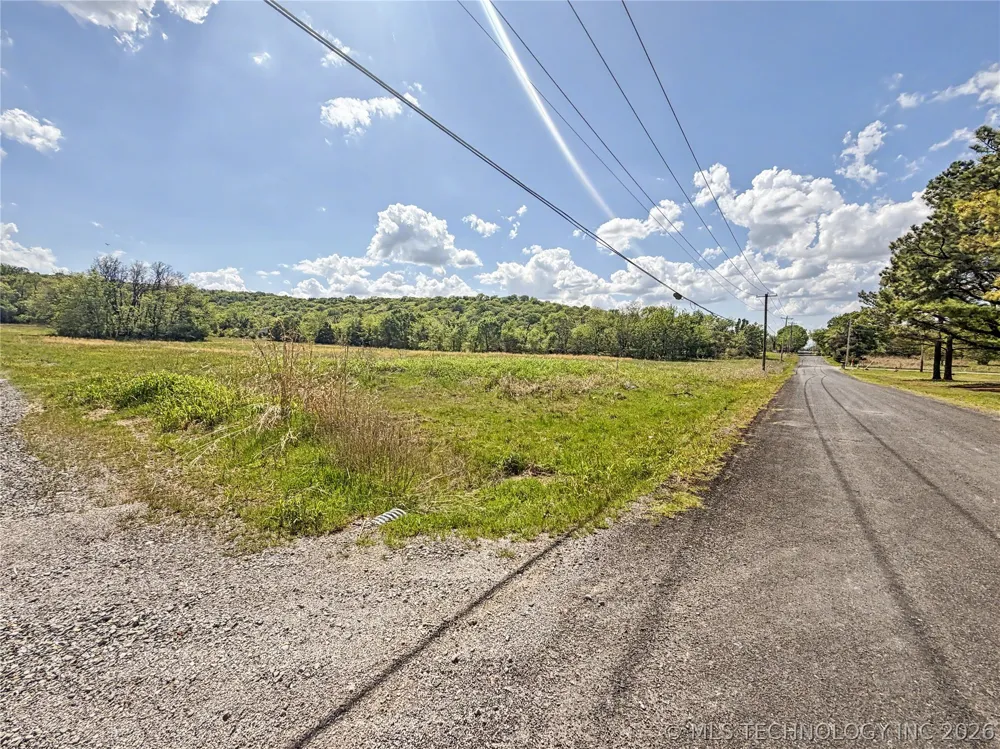 428 S Thunder Road Fort Gibson, OK 74434