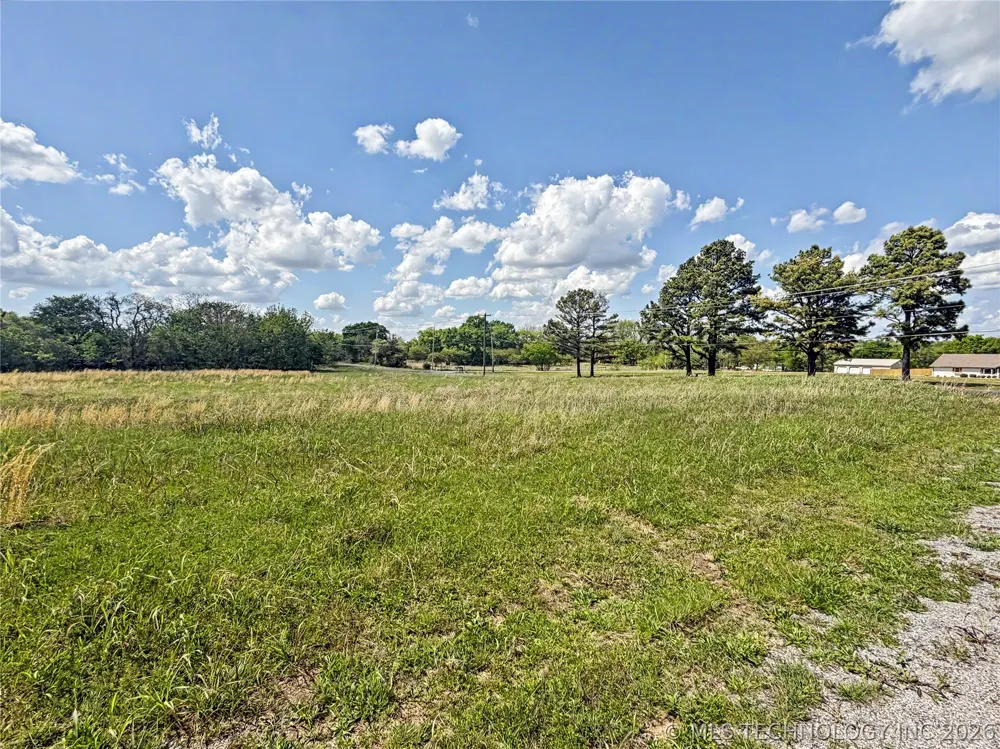 428 S Thunder Road Fort Gibson, OK 74434