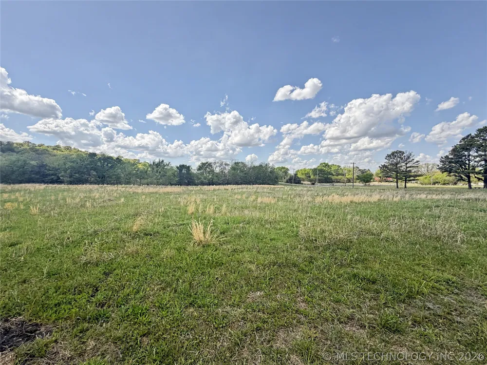 428 S Thunder Road Fort Gibson, OK 74434