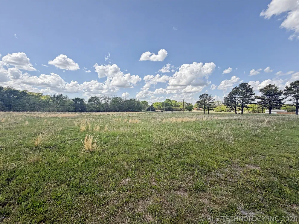428 S Thunder Road Fort Gibson, OK 74434
