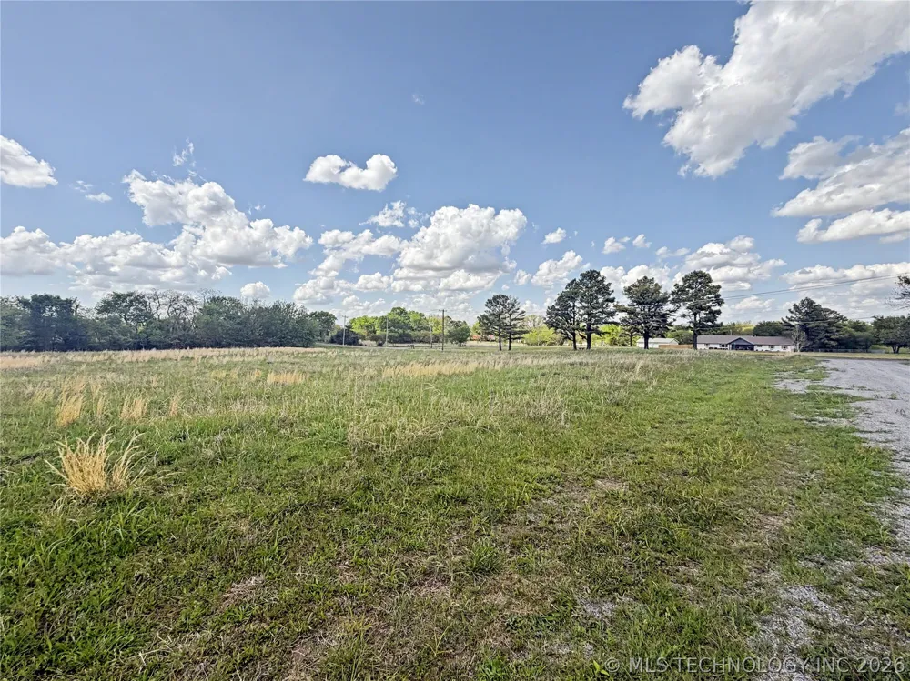 428 S Thunder Road Fort Gibson, OK 74434