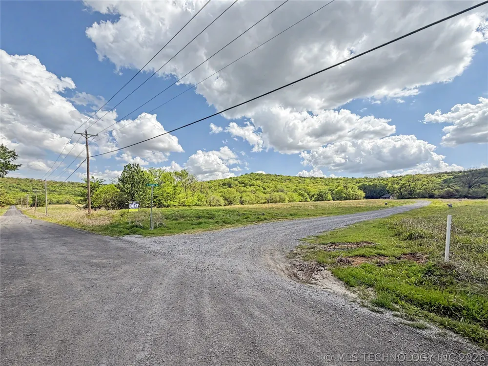 404 S Thunder Road Fort Gibson, OK 74434