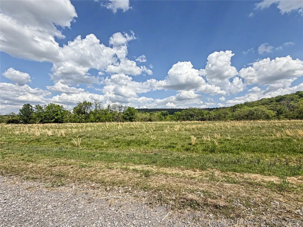 404 S Thunder Road Fort Gibson, OK 74434