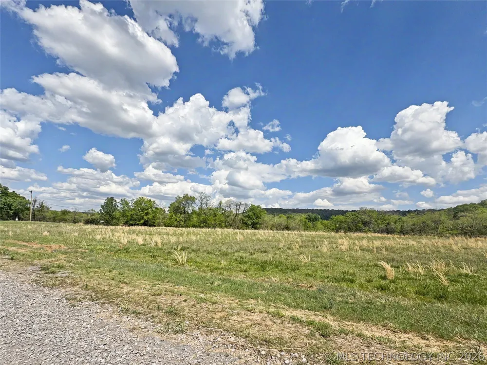 404 S Thunder Road Fort Gibson, OK 74434