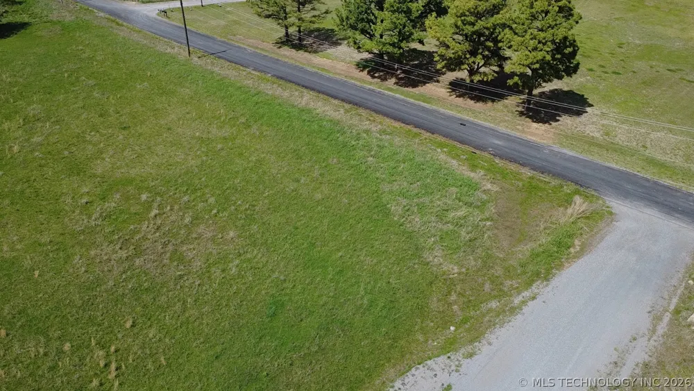401 S Thunder Road Fort Gibson, OK 74434