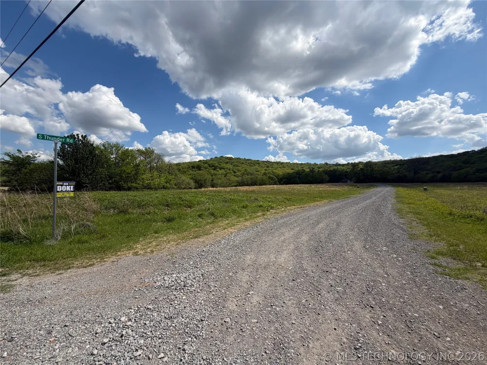 401 S Thunder Road Fort Gibson, OK 74434