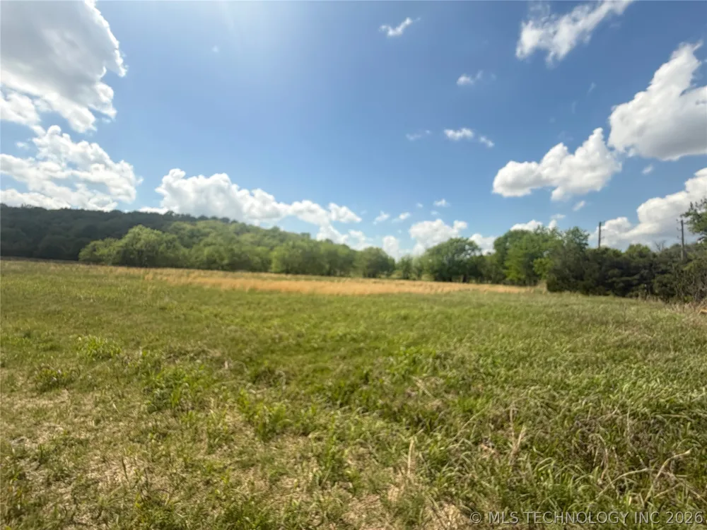 401 S Thunder Road Fort Gibson, OK 74434