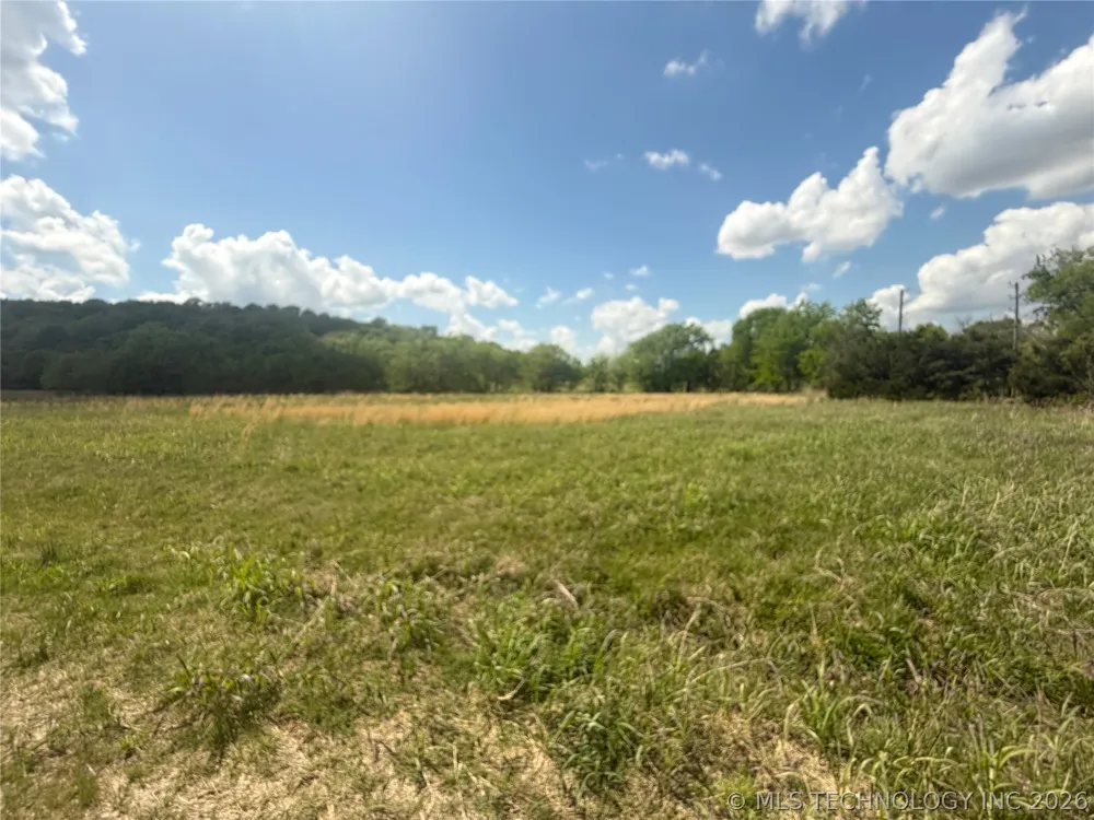 401 S Thunder Road Fort Gibson, OK 74434