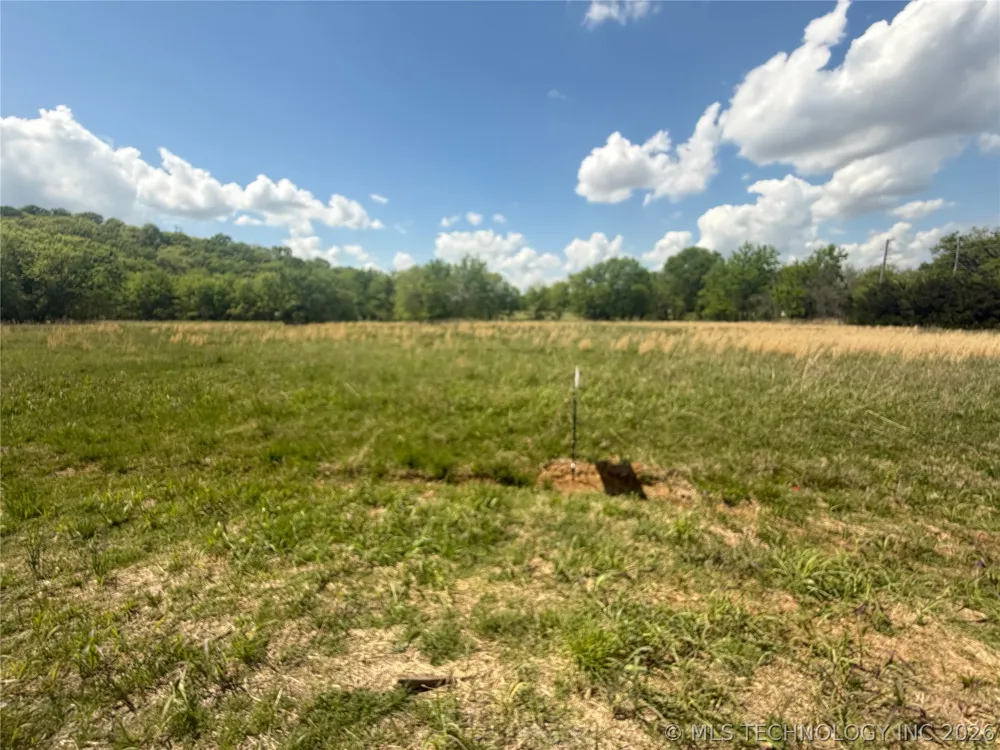 401 S Thunder Road Fort Gibson, OK 74434