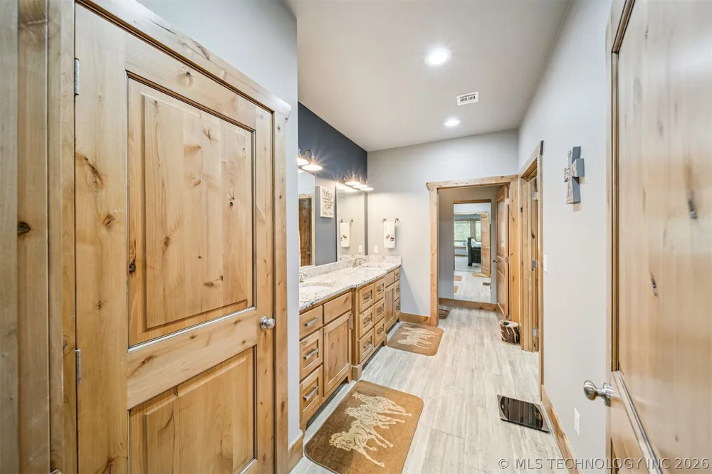 116 Eagleview Pryor, OK 74361