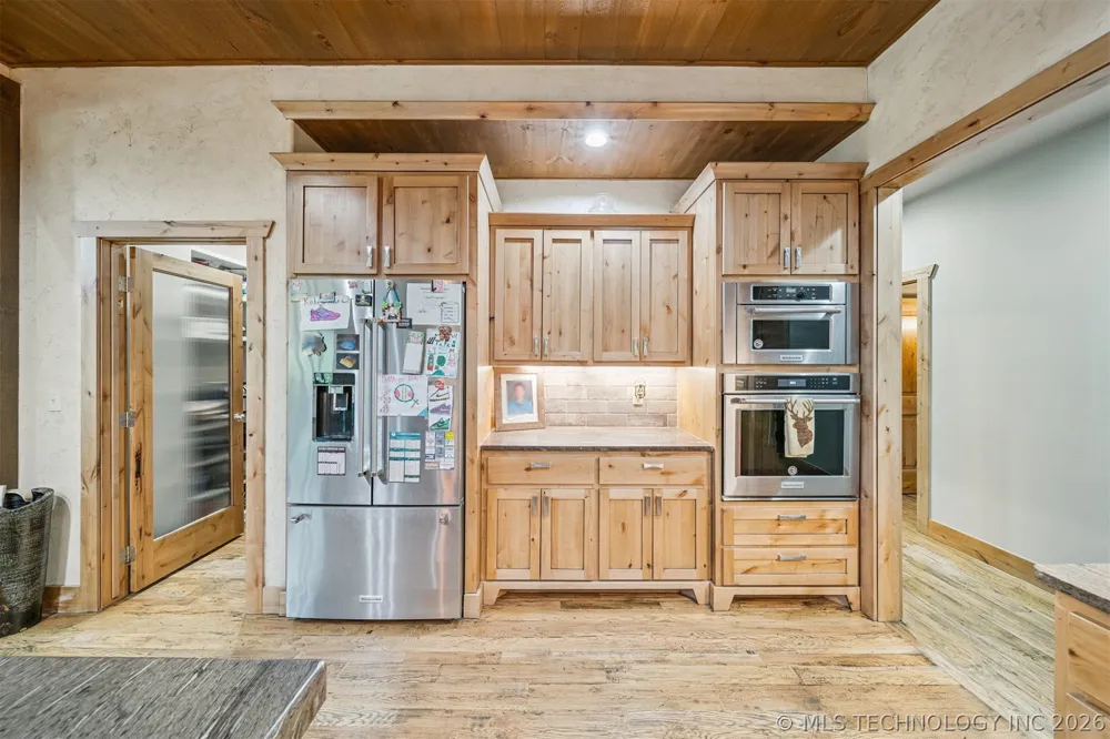 116 Eagleview Pryor, OK 74361
