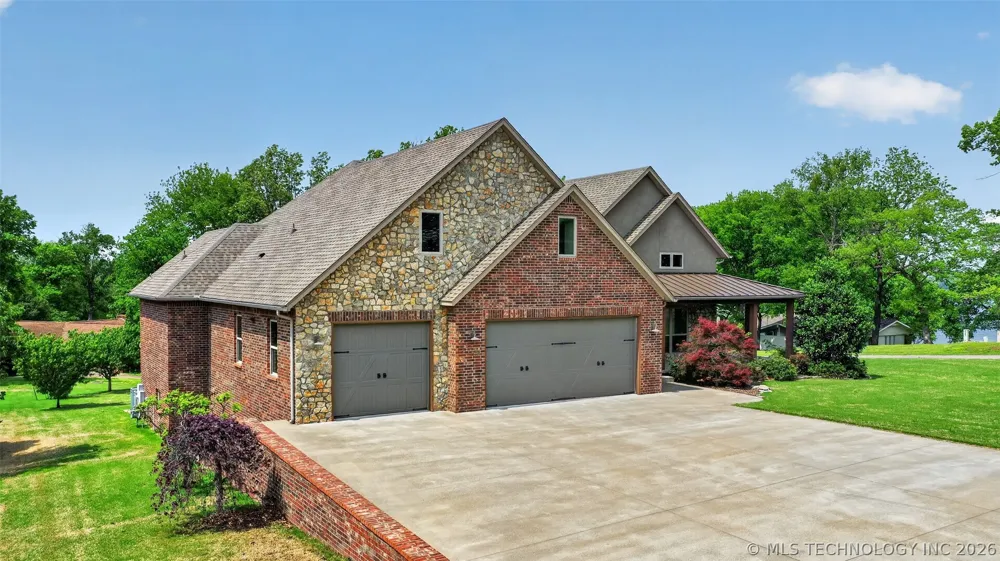 116 Eagleview Pryor, OK 74361