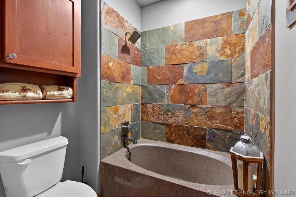 116 Eagleview Pryor, OK 74361