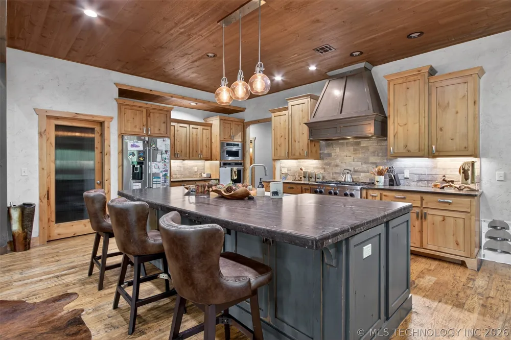 116 Eagleview Pryor, OK 74361