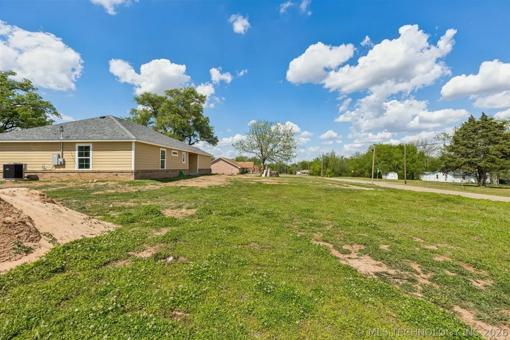 107 W Vine Street Cushing, OK 74023